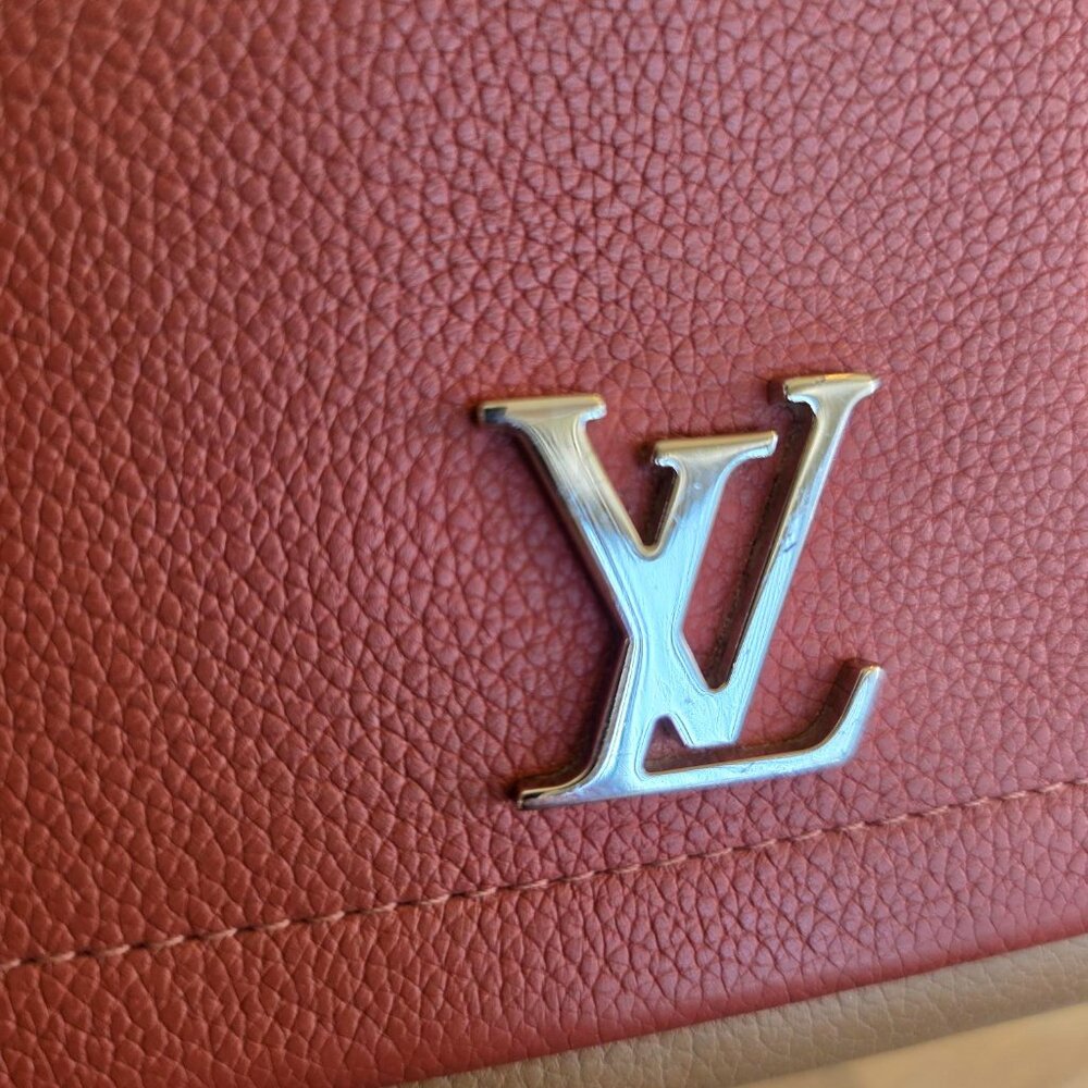 Louis Vuitton Portefeiulle Lock Me II Camel/Mauve Long Wallet - Picture 4 of 8